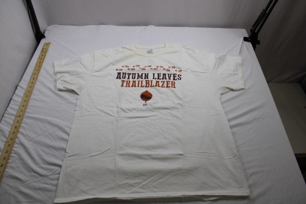 Port & Company Men's XL Autumn Leaves Trailblazer Hiking Graphic T-Shirt White